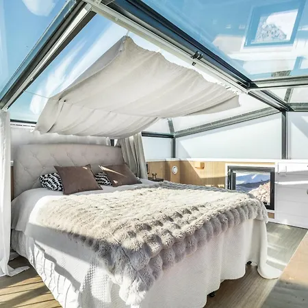 Levi Sky Iglo 6a By Hilla